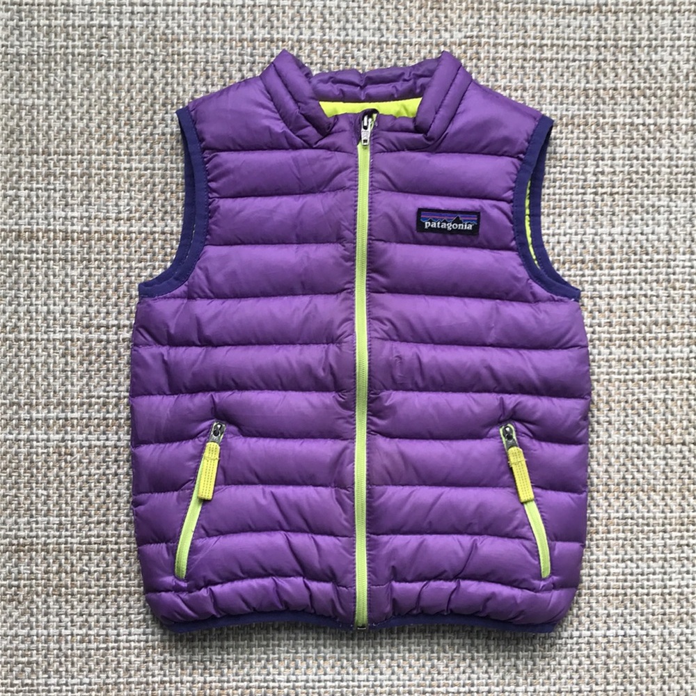 Patagonia Down Vest (size 3T)